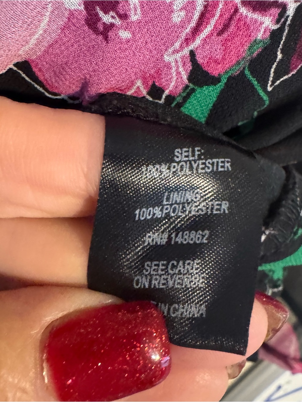 TORRID Black Floral Crop Top w/ Beautiful Pink & Green Blooms PLUS: 4X    #A - Picture 9 of 10